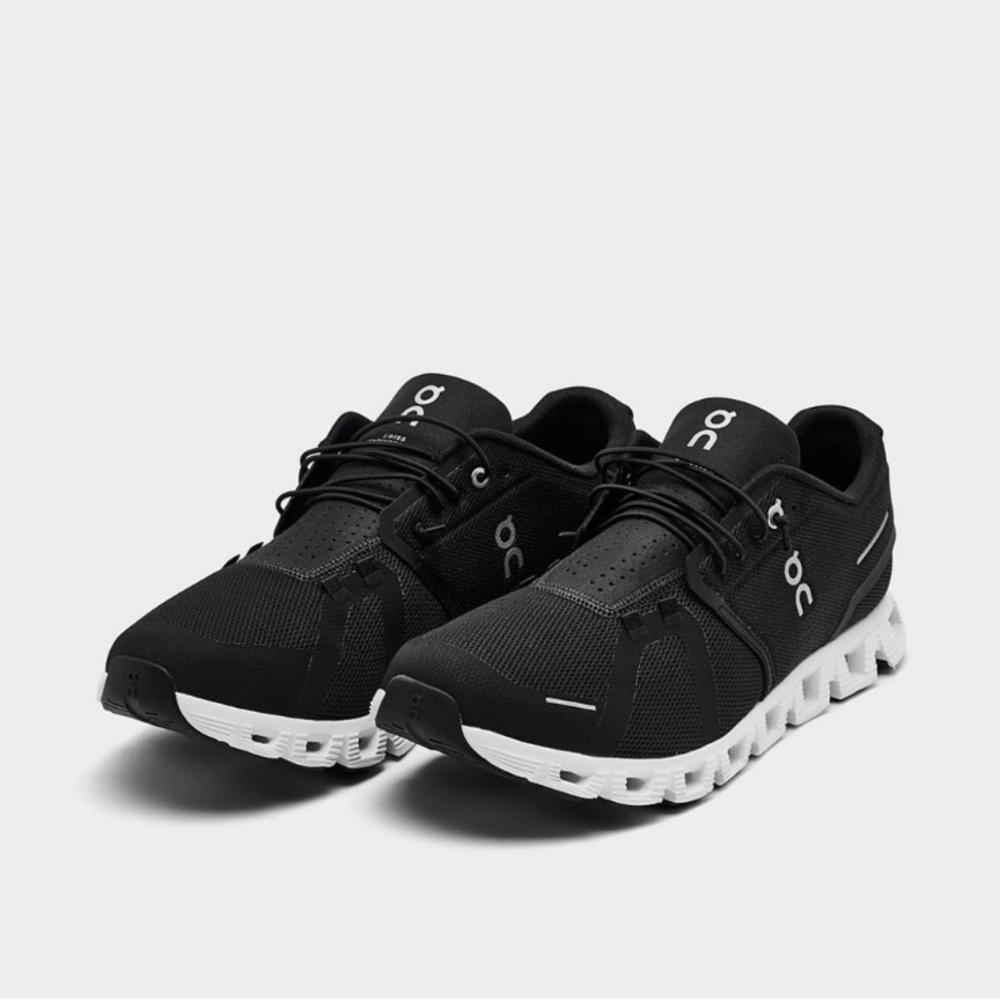 NWOT on running shoes! So cute but they were just too big for me.